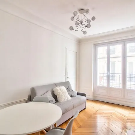 Lejlighed Guestready - Bright And Spacious 1Brd Apartment In 18Th Arr *